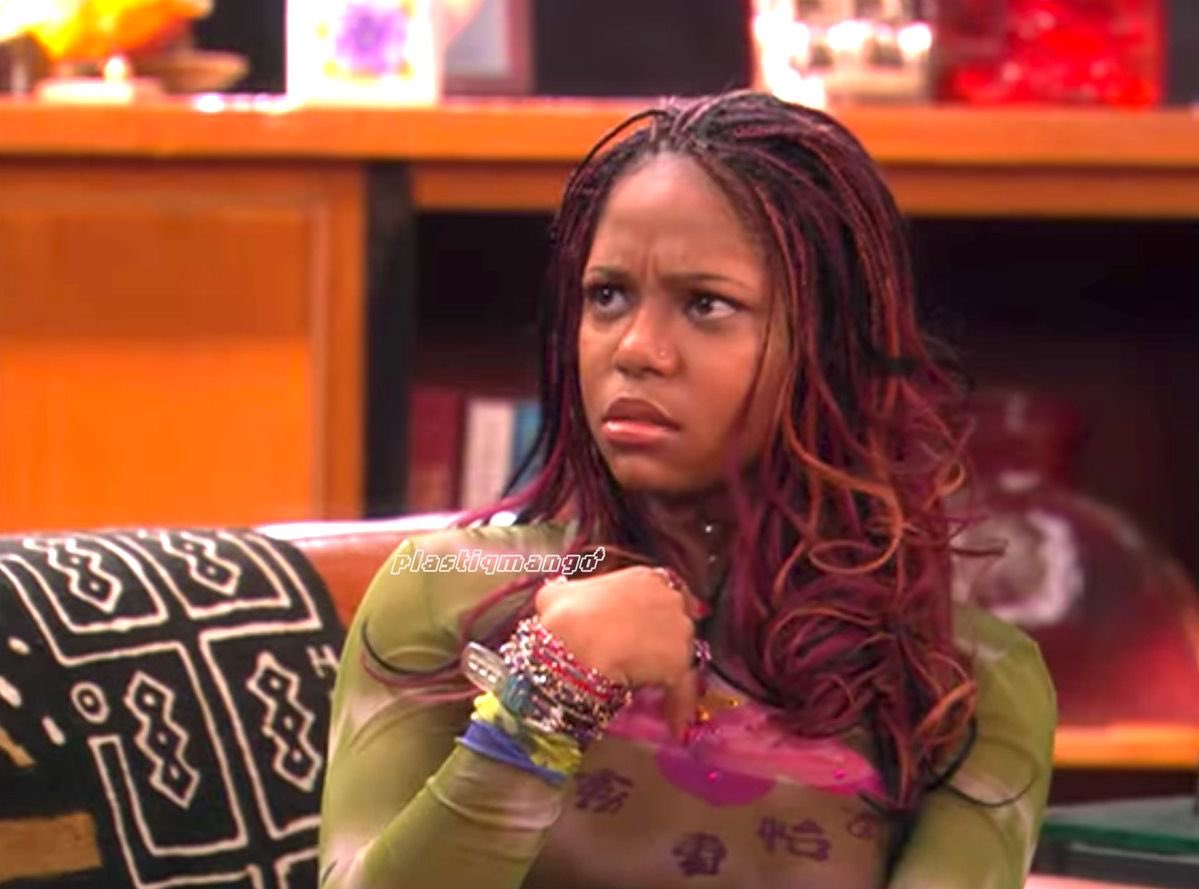 silknymphe's tweet photo. They did so much for "awkward" and quirky black girls https://t.co/yWistokvO4
