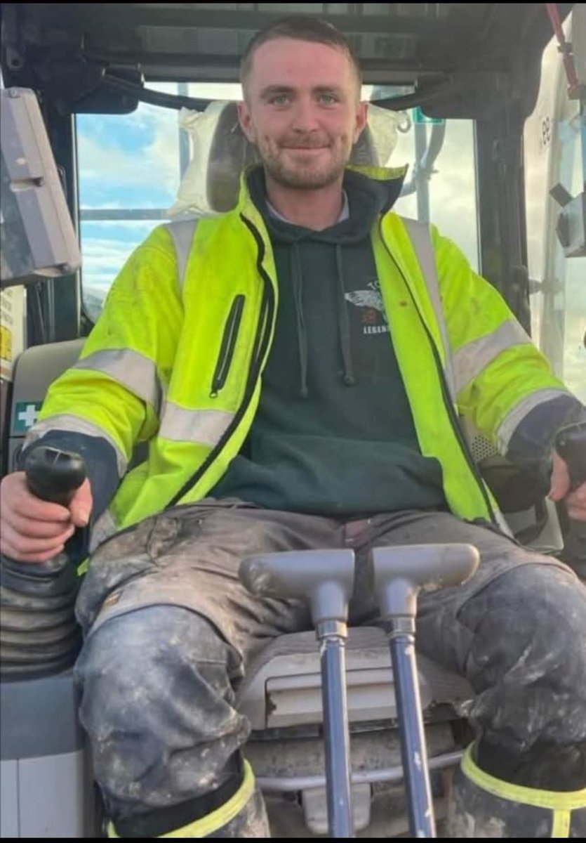 HivizScruffs's tweet image. #buckbootz #hiviz #tradies #workie