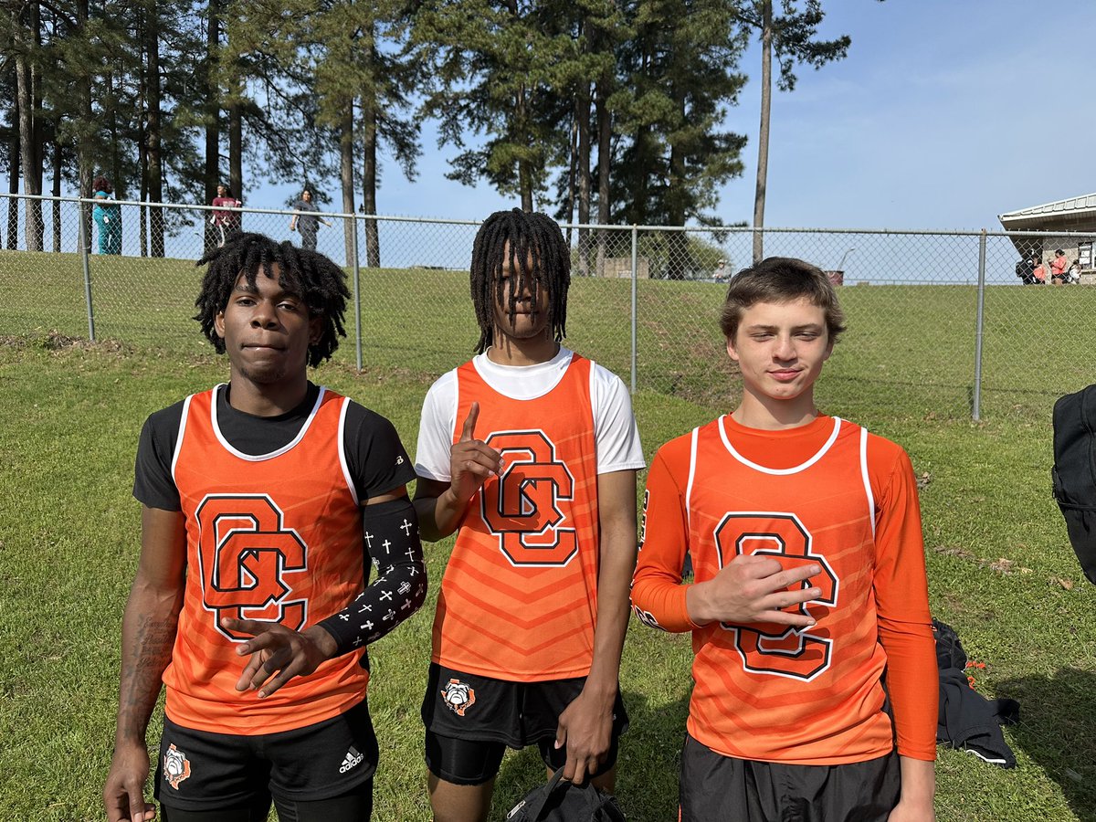 qcitybulldogs's tweet photo. Clean Sweep in the Triple jump. Junior Tavon Andrews District Champ. Junior DeKetrick Smith 2nd, and Freshman Lincoln Moore 3rd. https://t.co/2fLGD7jMYb