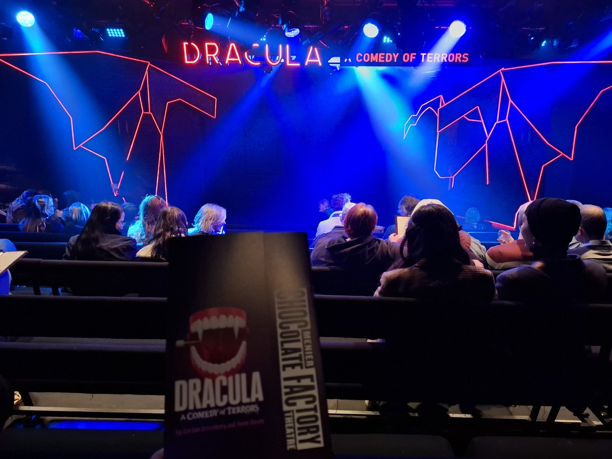 SamanthaWrapson's tweet photo. Then the ridiculous, but brilliantly funny and camp Dracula, A Comedy of Terrors, which could only be improved by the Menier trying to squeeze slightly fewer people onto those bench seats. https://t.co/h6JvLOi2g5