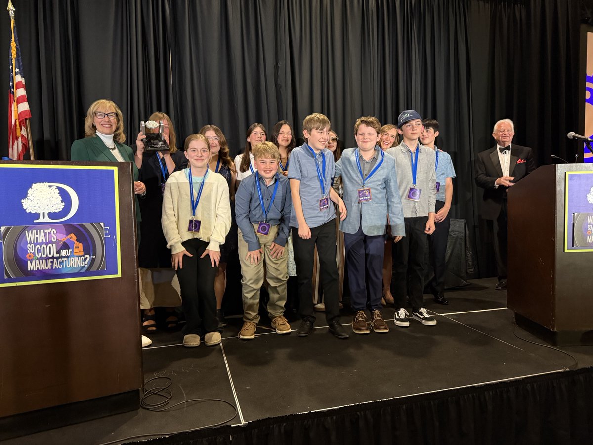 The Outstanding Cool Award goes to Schuylkill Valley Middle School and EasyPak 
Congratulations! #WSCMBKSCH