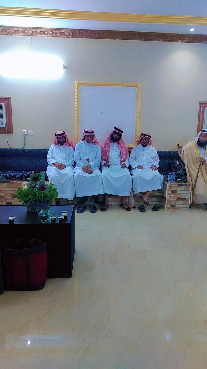 alsum1433's tweet photo. سعدت الليلة بحضور برنامج المعايدة الأول للمتقاعدين بمركز العاليه تحت إشراف لمسة وفاء برئاسة الأستاذ مطلق فقيري ولجنة التنمية الاجتماعية برئاسة الأستاذ الحسين بهلول في استراحة الأستاذ علي ابراهيم سبعي فلهم كل الشكر والتقدير ولكل من حضر وكل عام والجميع بألف خير https://t.co/68iUCAQQ7r