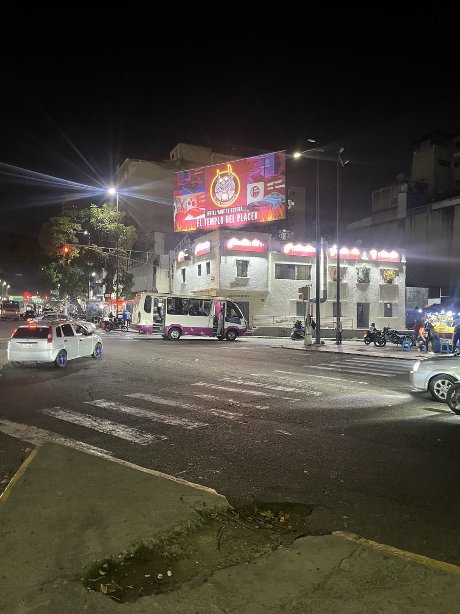 "El Templo del Placer" 😛🤣#SabanaGrande #Caracas
