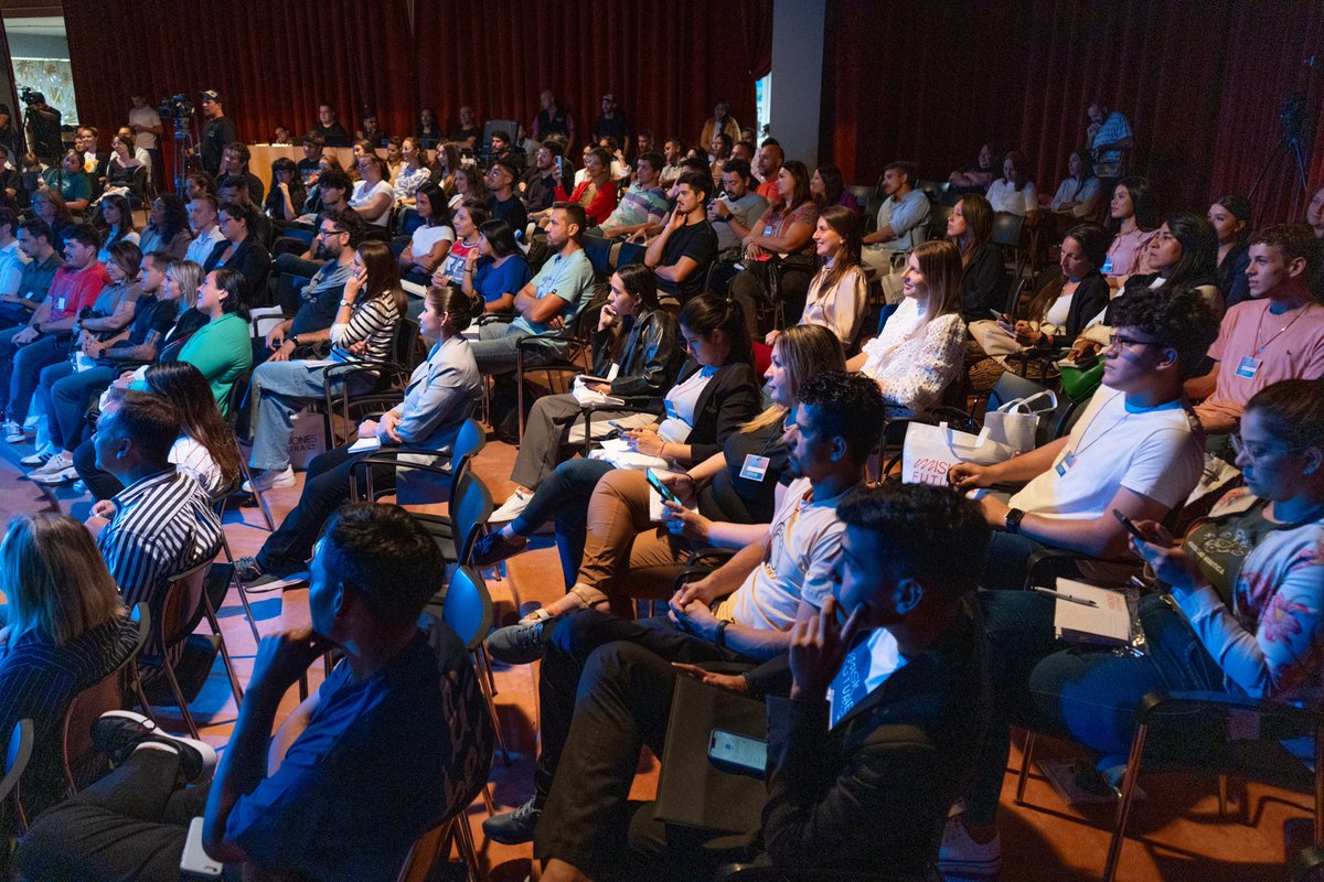 Lanzamos #MisionesFutura 

Pensado para que los emprendedores pueden aprovechar su poder para crecer, innovar y optimizar su tiempo usando la IA para potenciar sus negocios con herramientas que convierten ideas en acción

Gracias, <a href="/Mateons/">Mateo Salvatto 🇦🇷</a> , por inspirarnos a impulsar el futuro.