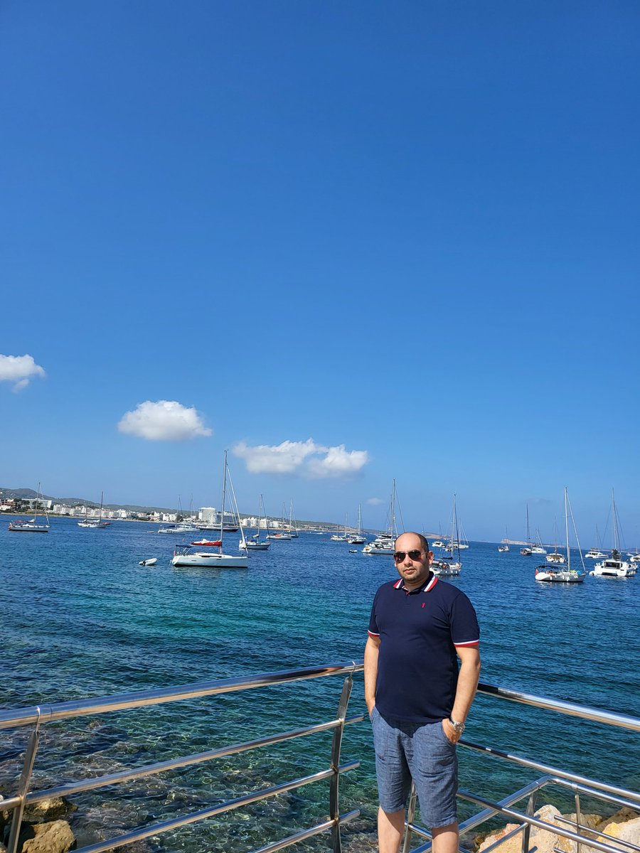 itsArslaan's tweet photo. Sunlit sails, endless blue, and the kind of Ibiza day you wish you could bottle up forever.#ibiza https://t.co/9FfJwxkGjV