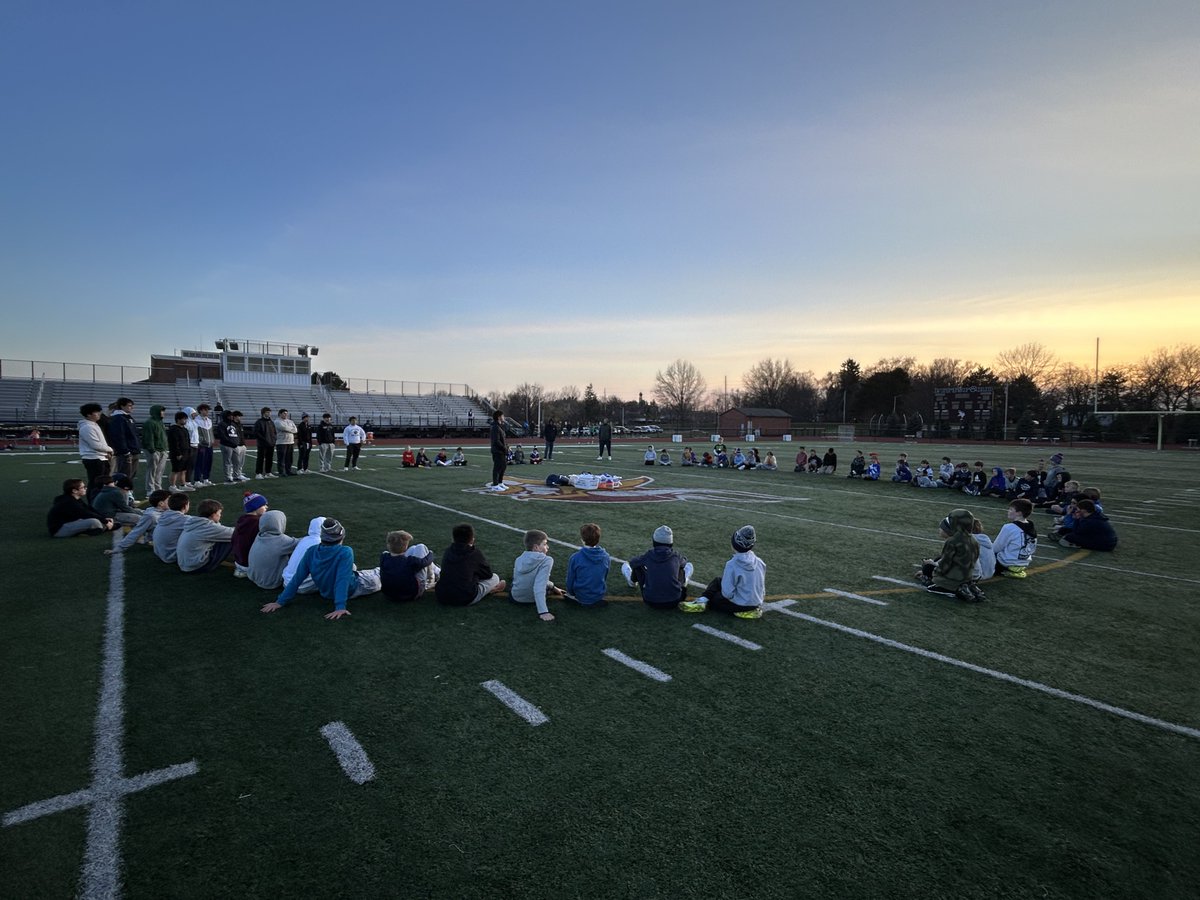 Big Cats Camp tonight at Mendon.  Varsity guys teaching our youth guys how to do things the right way!  Big Time Effort tonight Panthers!!