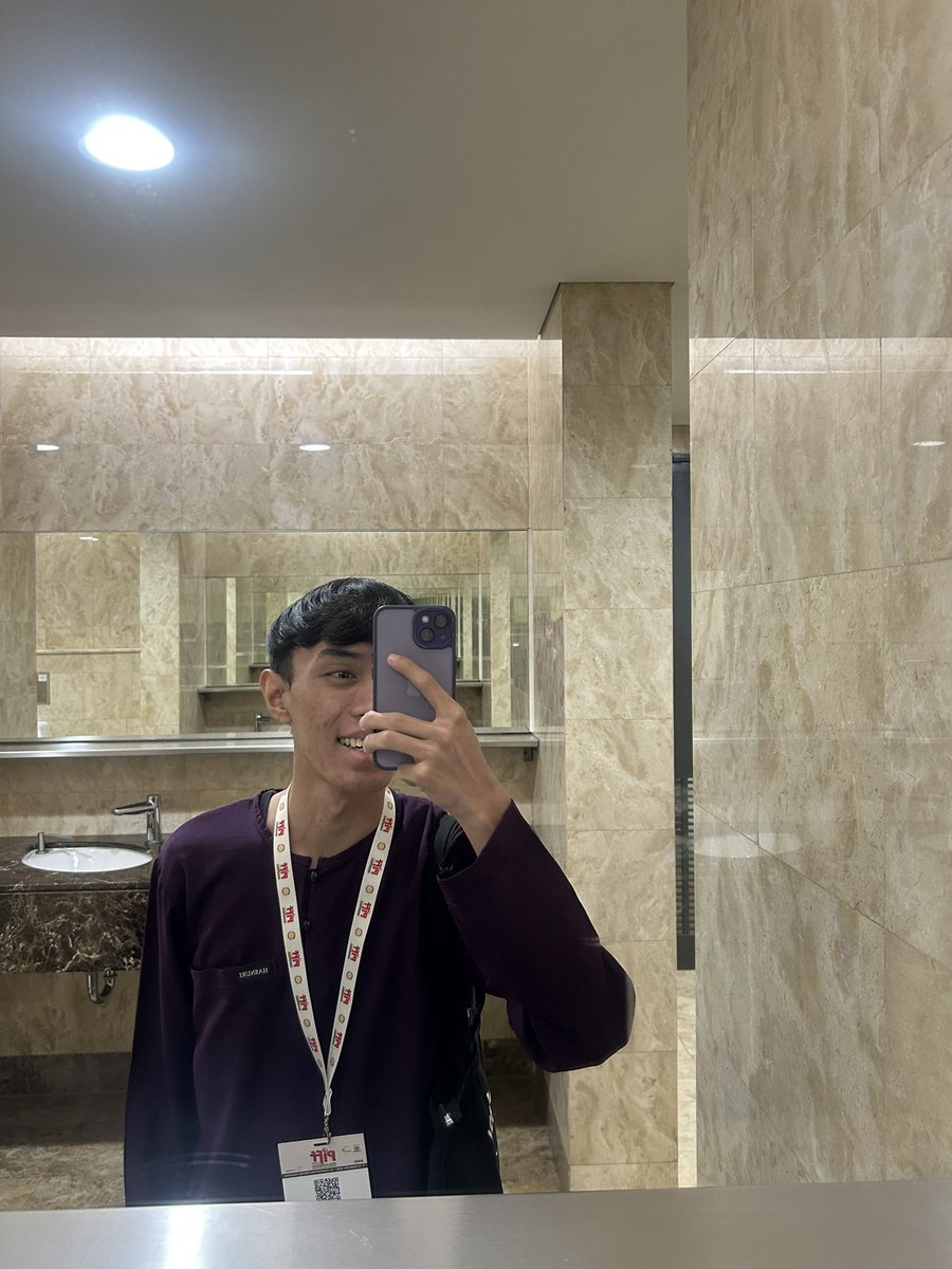 *السلام عليكم ورحمة الله وبركاته*
Sya, chris, dngn pnuh rsa syukur dn kegmbirn, ingin mengucpkan Selmt Hari Raya Aidilfitri kepda smua. Semga hari yng mulia ini dipnuhi dngn kebhagin, kedamaian, dn kebrkatan yng melimpah. Maaf zahir dn batin, dan semga kita smua diberkati🙏🏻