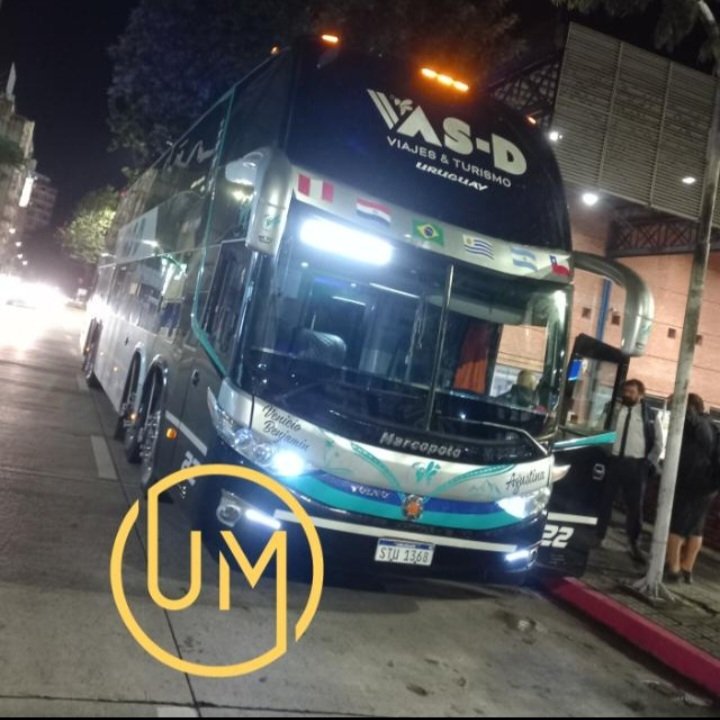 Todo pronto para partir hacia 🇦🇷 

<a href="/universomirasol/">𝙐𝙉𝙄𝙑𝙀𝙍𝙎𝙊 𝙈𝙄𝙍𝘼𝙎𝙊𝙇</a> siempre junto a <a href="/OficialCAP/">PEÑAROL</a> 

Estaremos EN VIVO desde el 🏟 Amalfitani para el debut de la <a href="/Libertadores/">CONMEBOL Libertadores</a> 

Viajamos de la mano de 🚍 VAS-D

#VamosCarbonero 👊
#GloriaEterna 🏆
#Peñarol 🌕🌑