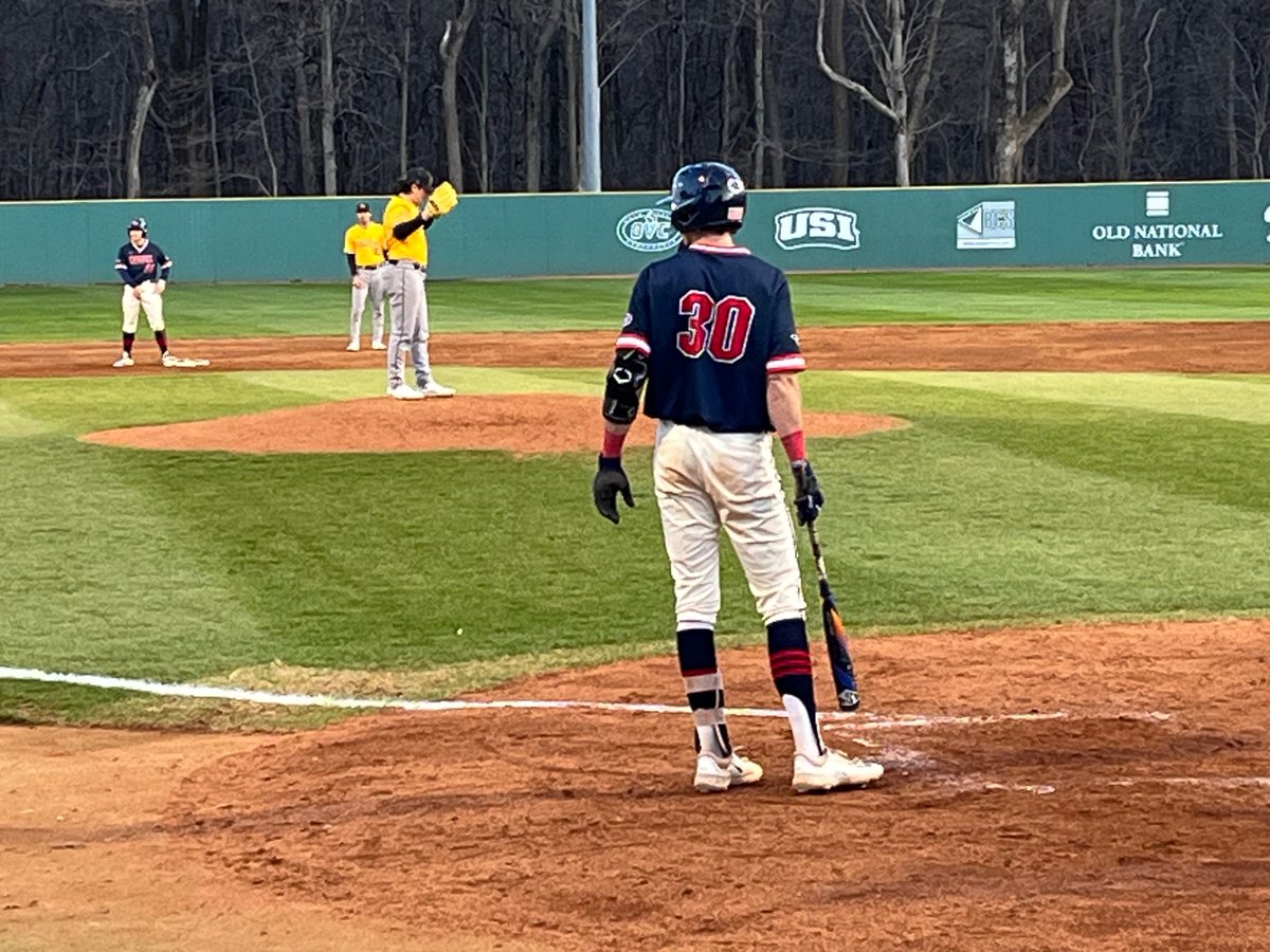Aaron Hancock (@aaronhancock14) on Twitter photo Also in action, <a href="/USIBaseball/">USI Baseball</a> , who’s hosting Northern Kentucky, in a single midweek game!
Highlights later on <a href="/14News/">14 News</a>!
<a href="/USIAthletics/">USI Athletics</a> <a href="/patmclellan04/">Patrick McLellan</a> <a href="/ColeKitchens3/">Cole Kitchens</a> <a href="/CoachRamirez7/">Chris Ramirez</a> <a href="/KhiHoliday/">Khi Holiday⚡️</a> <a href="/ruubz27/">Aaron Rubio⚾️</a> <a href="/Cboyd_27/">Cameron Boyd</a> <a href="/bkrennrich9/">Brandon Krennrich</a> <a href="/ClaytonSlack2/">Clayton Slack</a> Also in action, <a href="/USIBaseball/">USI Baseball</a> , who’s hosting Northern Kentucky, in a single midweek game!
Highlights later on <a href="/14News/">14 News</a>!
<a href="/USIAthletics/">USI Athletics</a> <a href="/patmclellan04/">Patrick McLellan</a> <a href="/ColeKitchens3/">Cole Kitchens</a> <a href="/CoachRamirez7/">Chris Ramirez</a> <a href="/KhiHoliday/">Khi Holiday⚡️</a> <a href="/ruubz27/">Aaron Rubio⚾️</a> <a href="/Cboyd_27/">Cameron Boyd</a> <a href="/bkrennrich9/">Brandon Krennrich</a> <a href="/ClaytonSlack2/">Clayton Slack</a>