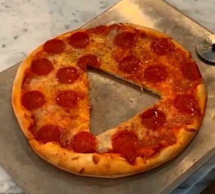 PieMan12 tweet media