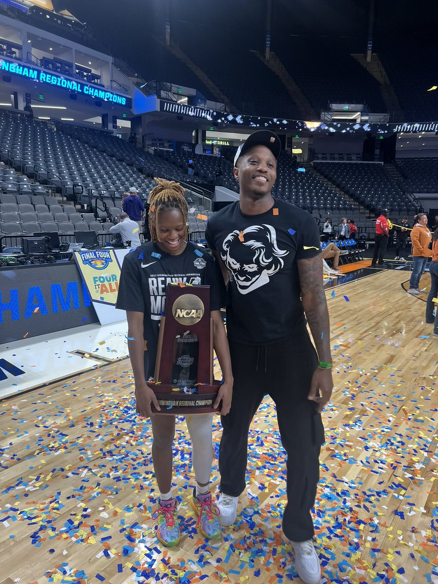 Make sure yall subbbbb!! passes.com/bpreston_?f=39…