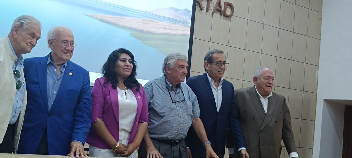 TRUJILLO. Hoy presentamos la Política de Seguridad y Lucha contra la criminalidad, elaborado por el PPC, UNIDADyPAZ, APRA, AVANZAPAIS, FUERZA MODERNA . 
Hubo una valiosa participación de ciudadanos trujillanos,
Mano dura contra la delincuencia!