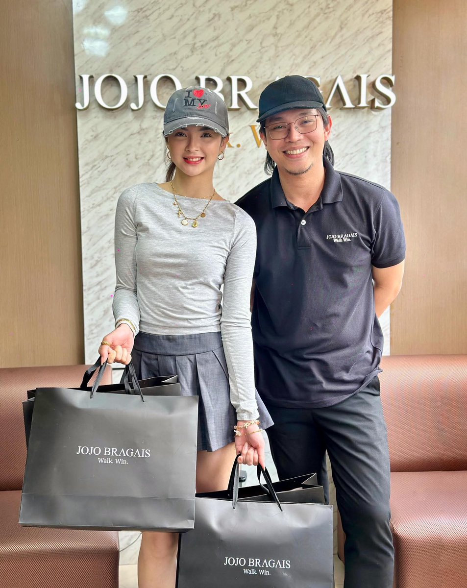 _engrkdm's tweet photo. Congrats Kaisha and thank you so much, sir Jojo!! Excited to see Kaisha to try these pairs. 👠🥰💗

#KaiMontinola https://t.co/vBsb3D9Q5o