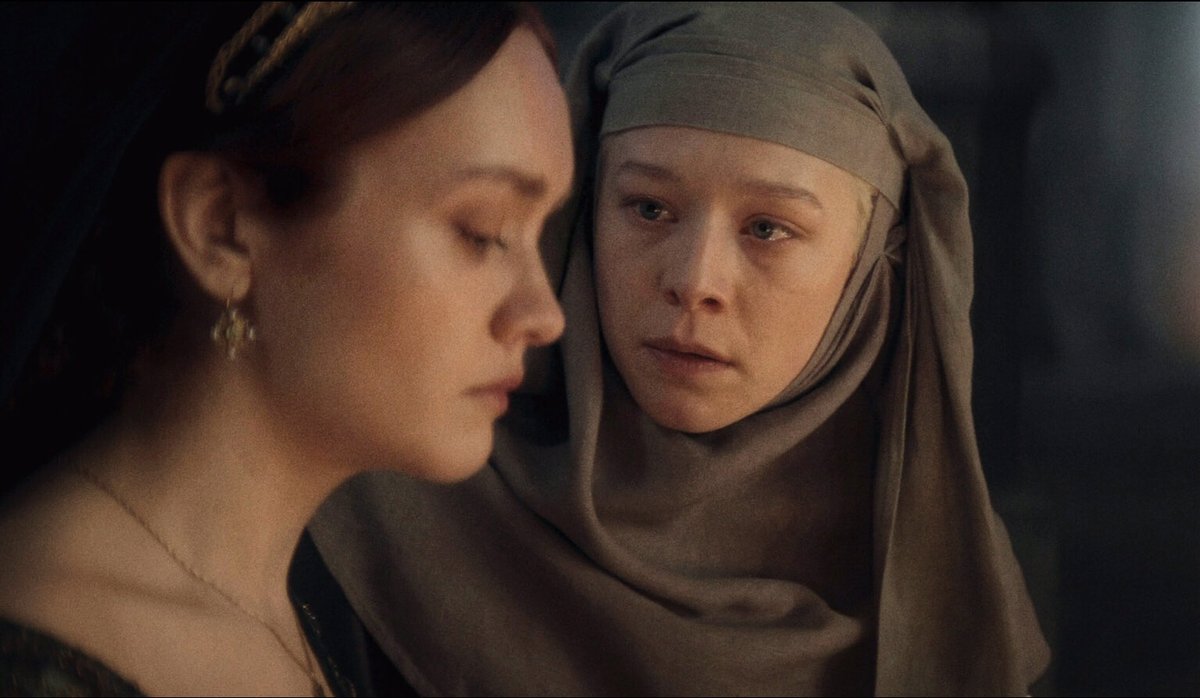 💭 ˚ʚ♡ɞ˚ (@rhaenicentthink) on Twitter photo 