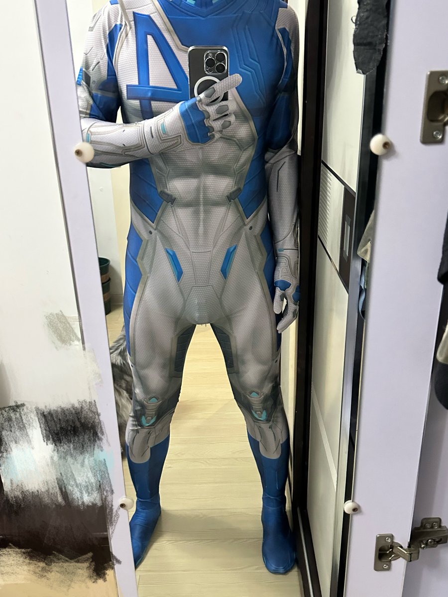 白虎 (@wallywest_ht) on Twitter photo 