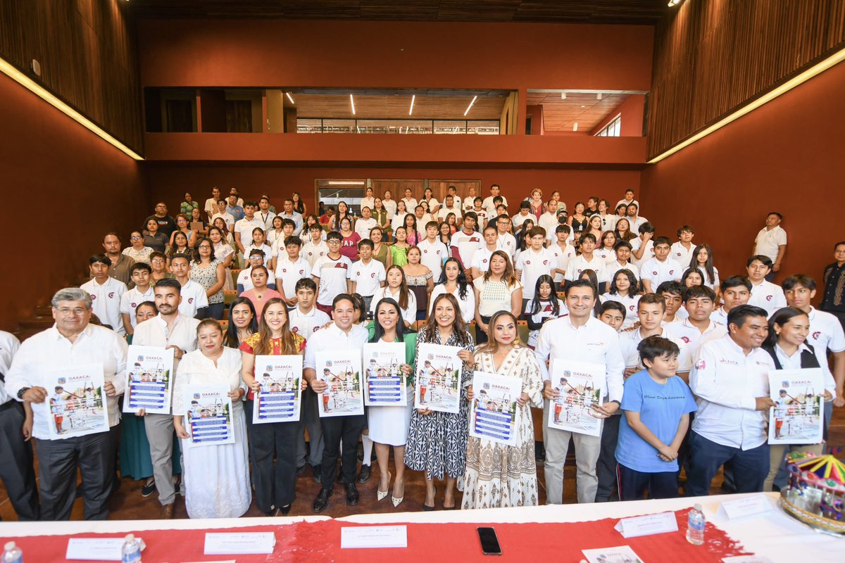 SaymiOaxaca's tweet photo. Inauguramos el curso “Protección de Niñas, Niños y Adolescentes Frente a las Violencias”, como parte de la estrategia “Oaxaca: Destino Turístico Seguro para Niñas, Niños y Adolescentes”. https://t.co/J2itawN7NL