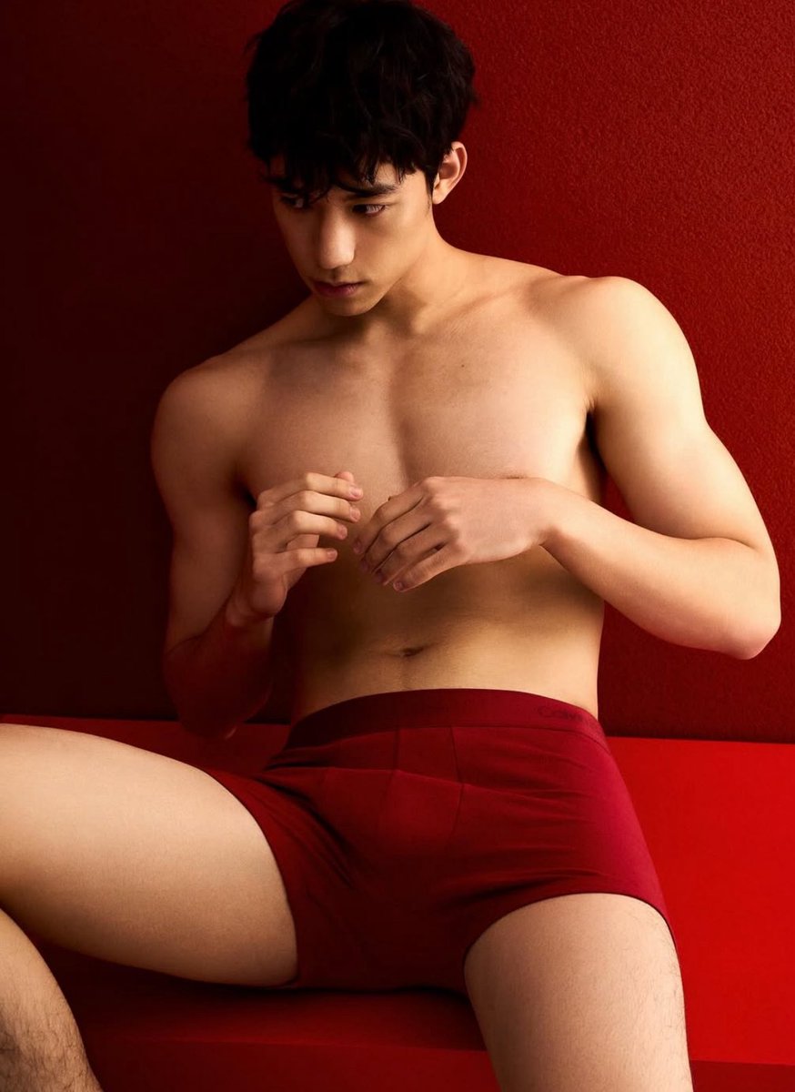 Daily Hot Dudes tweet media