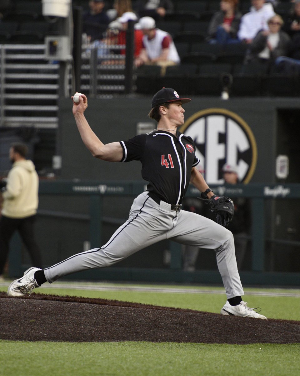 What a showing from <a href="/TaylorPenn12/">Taylor Penn</a> 👏

📊: 3.1 IP / 0 H / 0 R / 1 BB