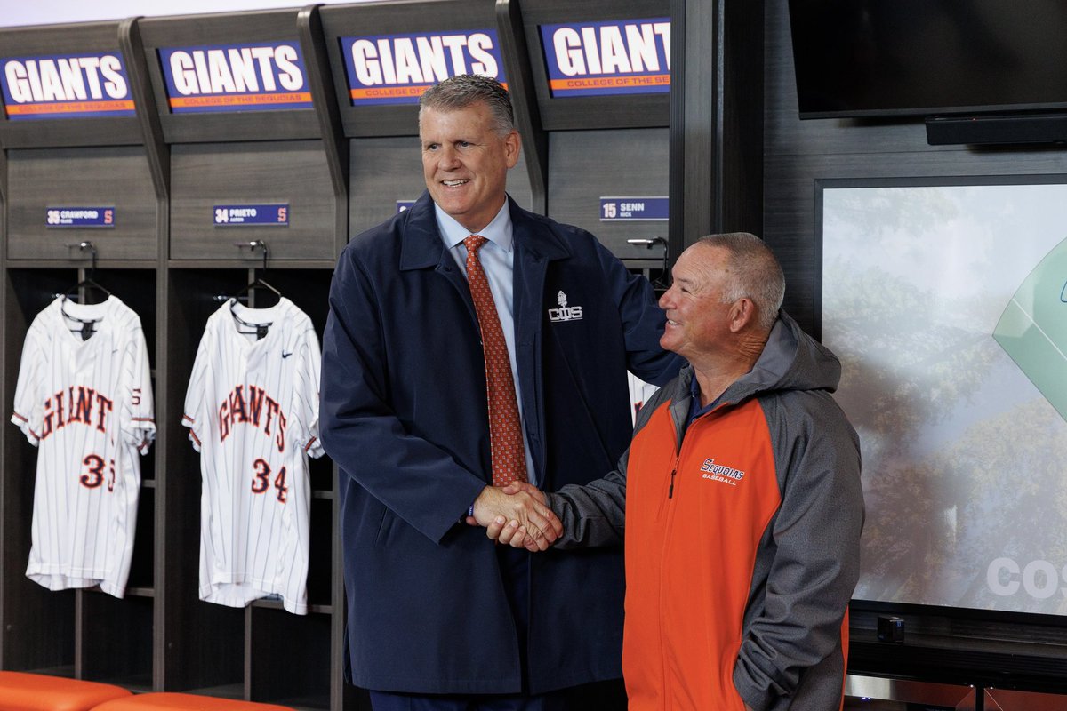 Seqbaseball's tweet photo. COS Baseball Clubhouse – The Big Reveal!

A GIANT thank you to President Brent Calvin, Athletic Director Brent Davis, and the entire facilities team for their hard work, dedication, and commitment to creating an incredible space for our athletes. Go Giants! https://t.co/2QyU5XTNQ8