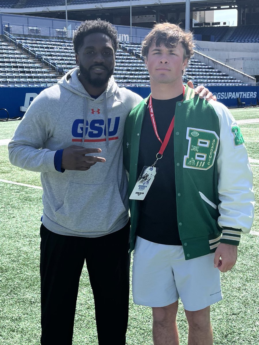 Thank you <a href="/GeorgiaStateFB/">GSU Football</a> for the hospitality this morning and the opportunity to learn! #newatlanta <a href="/Jttaylor_44/">juwan “Coach JT” Taylor</a> <a href="/DellMcGee/">Dell McGee</a> <a href="/JadenHunter9/">Coach Jaden Hunter</a> <a href="/Coach_Davis22/">Coach Davis</a>