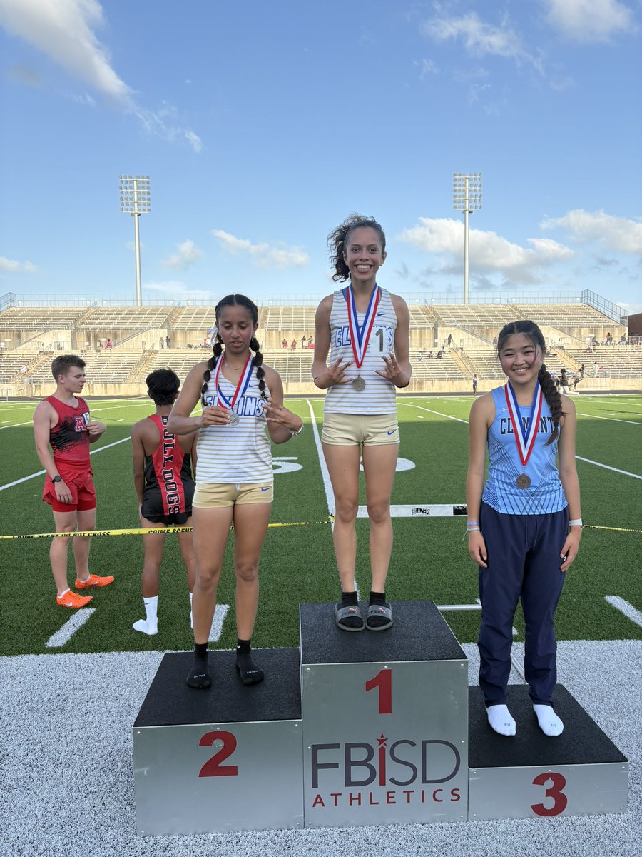 Elkins Girls Track & Field (@elkinstrack) on Twitter photo Congratulations Janae Acuna first place 🥇and Zainab Anwar 2nd place 🥈 in the 3200 M Run at the District 21 6A Championships. <a href="/CourtneyMuceus/">Courtney Muceus</a> <a href="/djackson11SU/">DJackson</a> <a href="/FBISDAthletics/">Fort Bend ISD Athletics</a> Congratulations Janae Acuna first place 🥇and Zainab Anwar 2nd place 🥈 in the 3200 M Run at the District 21 6A Championships. <a href="/CourtneyMuceus/">Courtney Muceus</a> <a href="/djackson11SU/">DJackson</a> <a href="/FBISDAthletics/">Fort Bend ISD Athletics</a>
