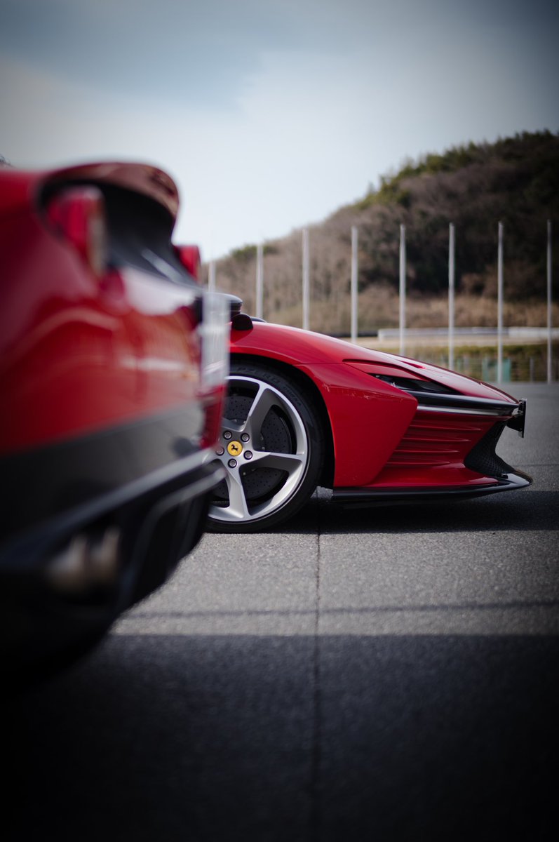 アウトガレリアルーチェ tweet media