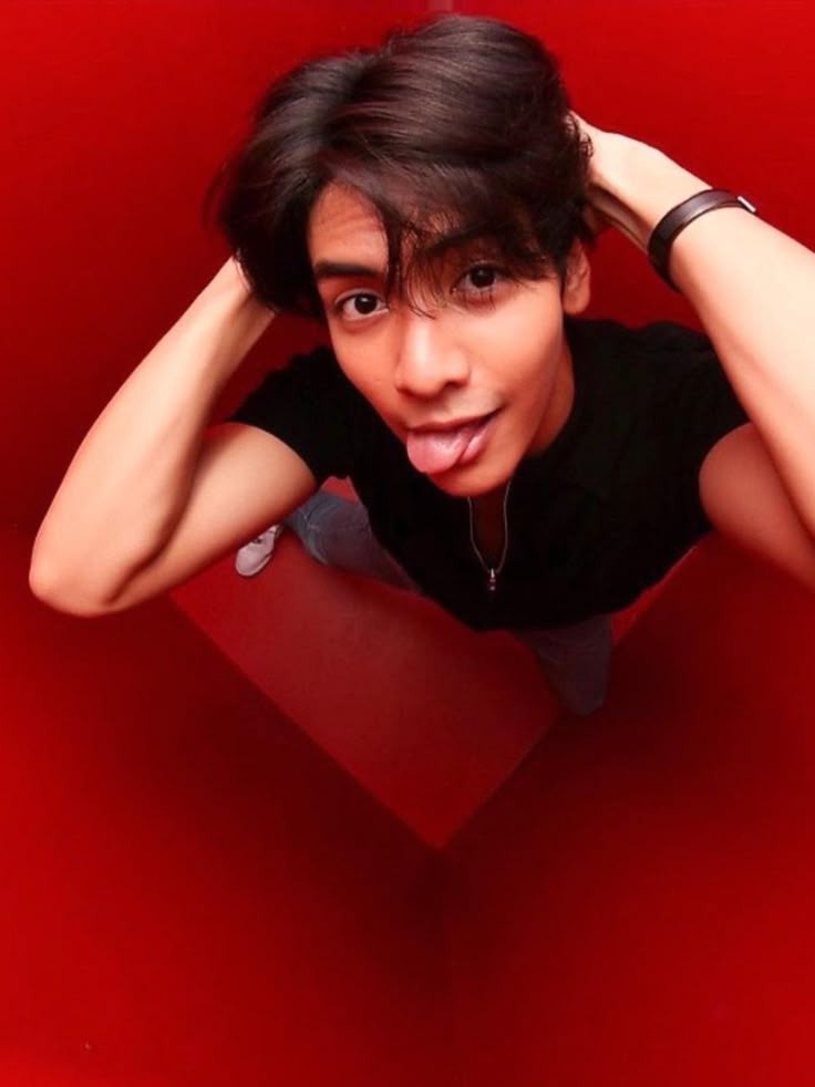 adieumeteur's tweet photo. Tutor dong, Kak!

au #joongdunk 🔞 ; harusnya kak nanat mengajari cecen untuk bermain game baru. siapa sangka malah ia yang dijadikan 'mainan'? https://t.co/24oLBByZuT