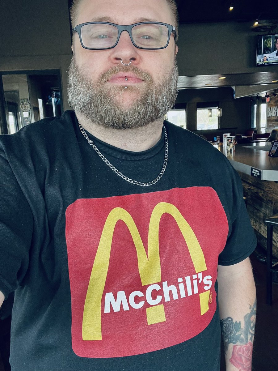 DavinPants's tweet photo. @Chilis Happy April Fool’s Day! https://t.co/BB5QoFYUmx