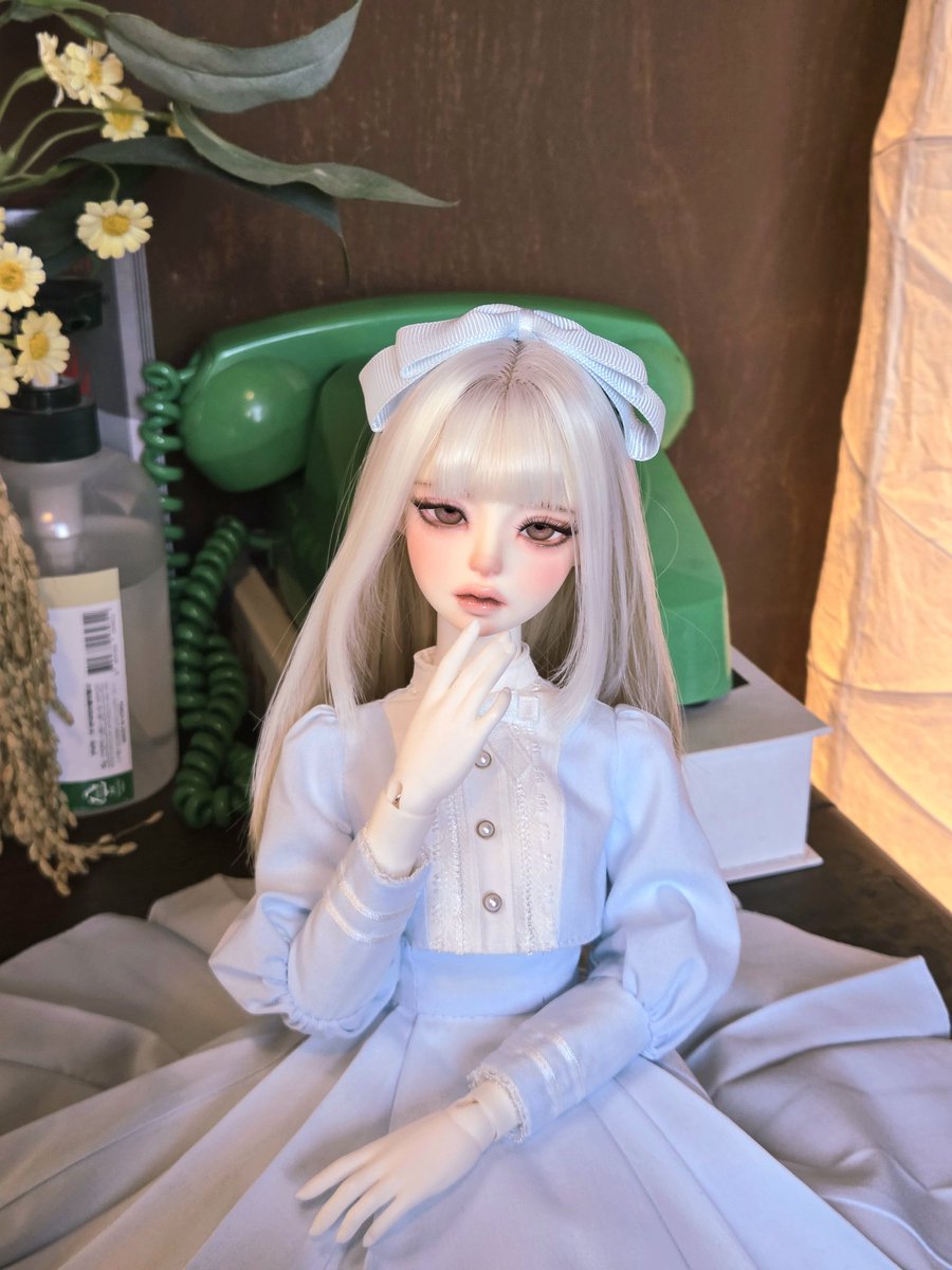 예쁜 카페에서 찰칵
넘 예쁜 메이크업 감사합니다 🥰
<a href="/Oez_bjd/">Oez🥒오이지샵✨️오즈</a>
