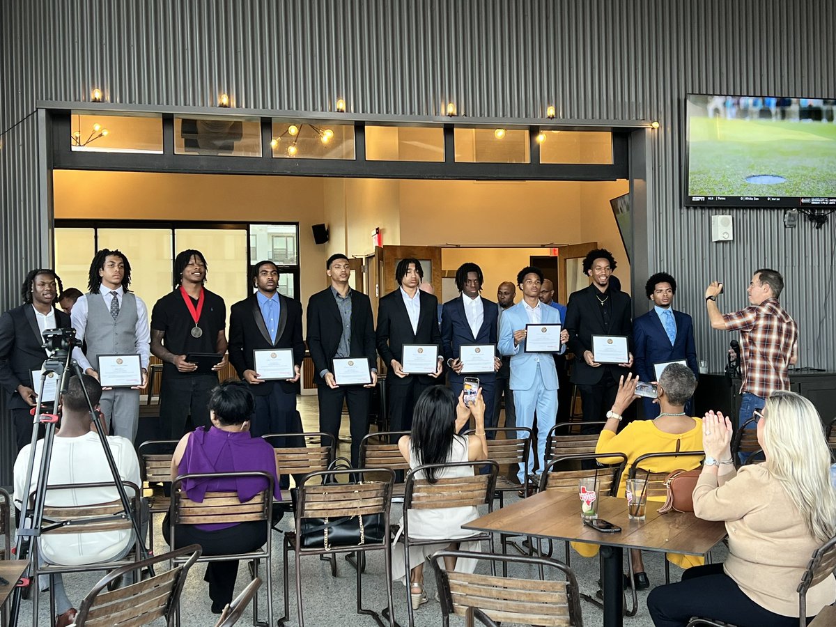 Blessed 🙏🏽 <a href="/guyvlewisaward/">Guy V Lewis Award</a>