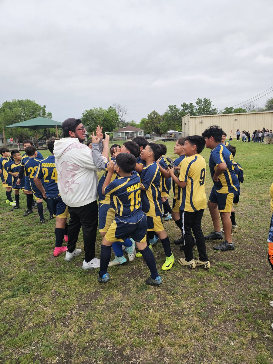 George C. Clarke Elementary School (@gclarkefwisd) on Twitter photo In this year's GCC Staff *versus* GCC Soccer Team, our Soccer Team did what it does best--- WIN! Congratulations to the Soccer players who had an amazing season, with a final game today against their teachers ππ <a href="/todd_koppes/">Todd Koppes</a> <a href="/FouseBrenda/">Brenda Fouse</a> <a href="/LeslieEspinal4/">Leslie Espinal</a> In this year's GCC Staff *versus* GCC Soccer Team, our Soccer Team did what it does best--- WIN! Congratulations to the Soccer players who had an amazing season, with a final game today against their teachers ππ <a href="/todd_koppes/">Todd Koppes</a> <a href="/FouseBrenda/">Brenda Fouse</a> <a href="/LeslieEspinal4/">Leslie Espinal</a>