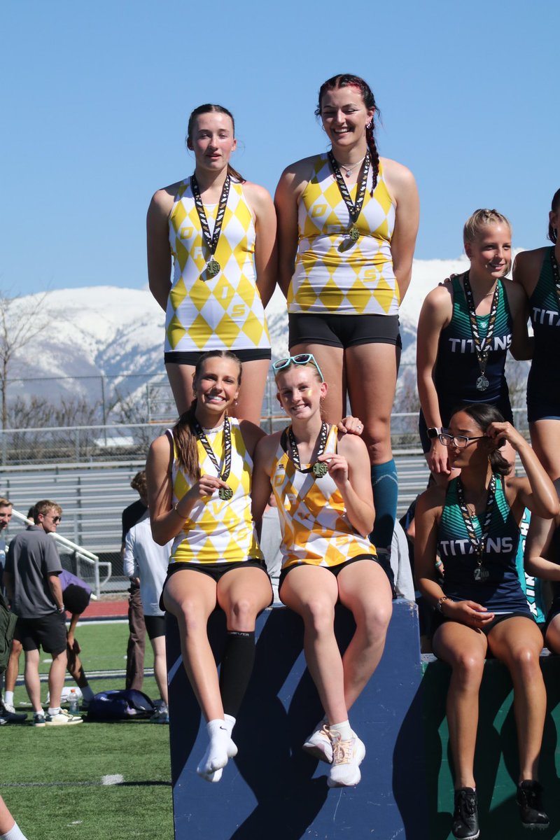 Sport_Court_7's tweet photo. Hard work pays off! Proud to have won District and qualified for state in the 4x100 and 4x200 relays. Every stride makes me faster, every race makes me stronger—bringing that speed and endurance right back to the soccer field! 🏃🏼♀️⚽️#StateBound #TrackToSoccer
@imyouthsoccer @imcollegesoccer @collegesoccercr @ecnlgirls @prepsoccer @topdrawersoccer @thesoccerwire @ftbltalentscout @scoutingzone @unitedcoaches @avalanchesoccer @avalanche09ecnl @UHSAAinfo @desnewssports @standardexsport