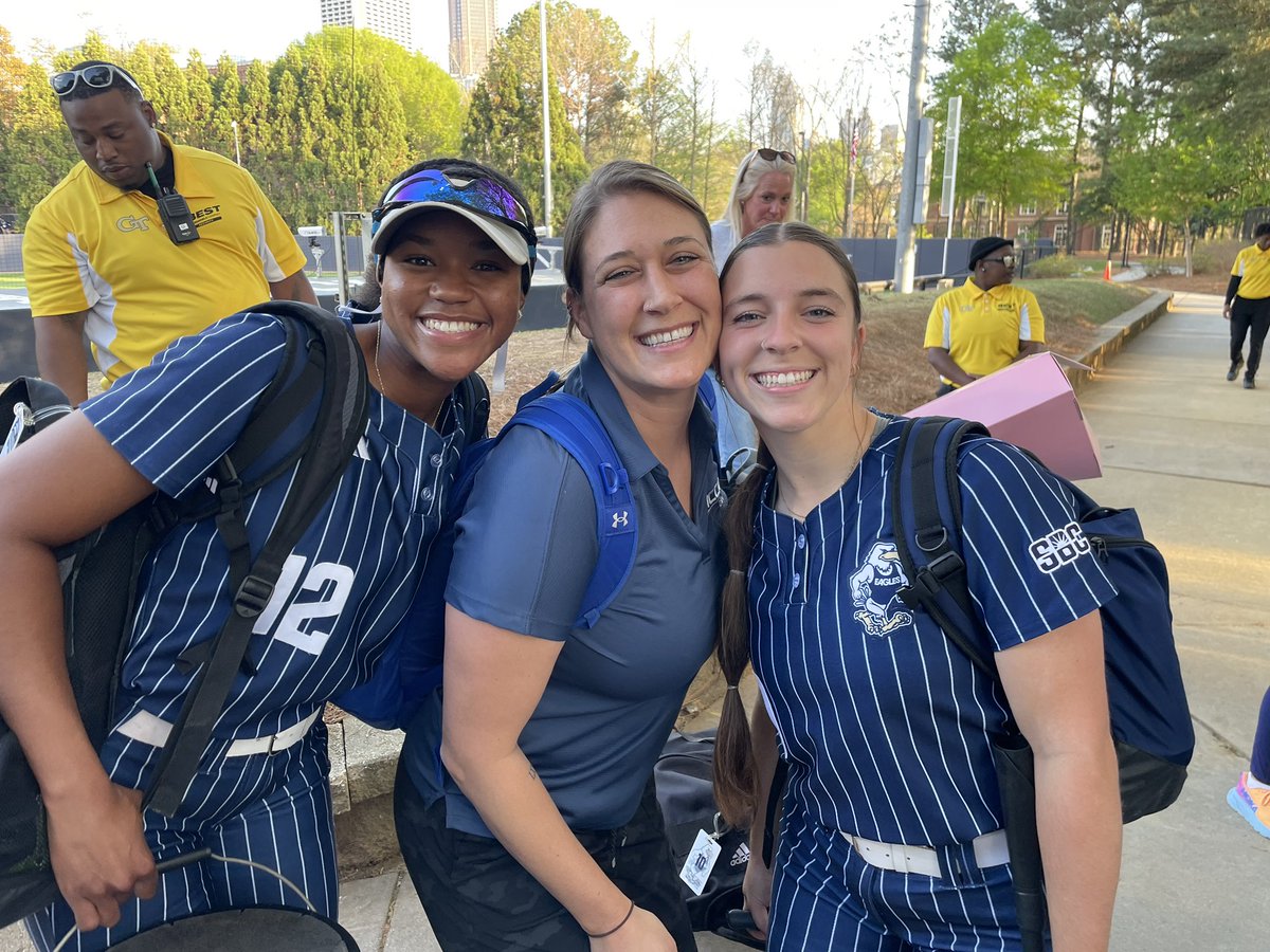 Coach Jess Sinclair tweet media