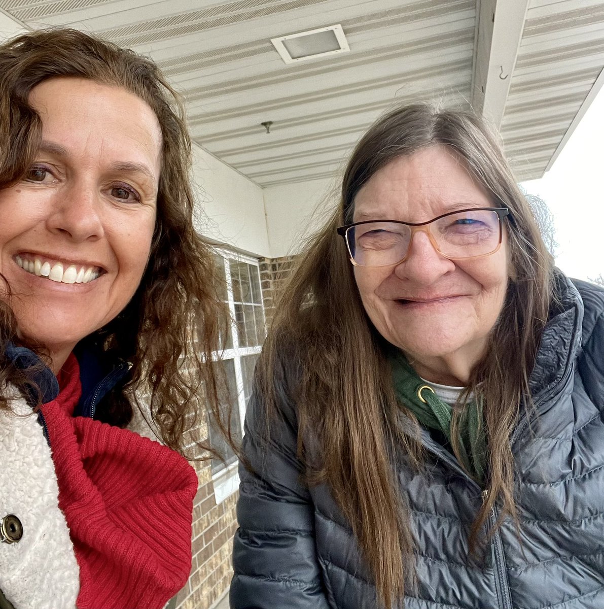 MidwestMamaG's tweet image. Polls have closed! First time to “cure” ballots with @TPAction_ as well as provide rides to the polls. My favorite moment was with Arlen a 93 year old Army Vietnam Vet he wanted to vote but didn’t have a ride! I found him outside a barbershop with his son and we went right to…