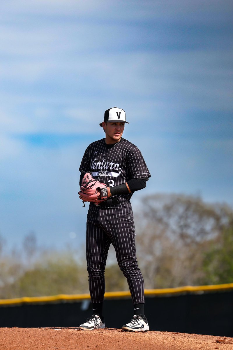 MiroShoots tweet media