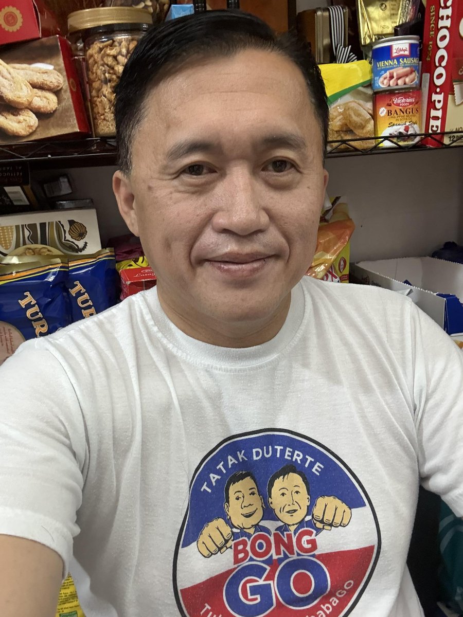 SenatorBongGo's tweet photo. Magandang Umaga sa lahat ng ating kababayang Pilipino! Nag almusal na kayo? Kain tayo ng paborito nating sardinas at itlog kasama na ang pandesal. Ingat po kayo papunta sa trabaho..

Mahal na mahal kayo ni Senator Kuya Bong Go.

#SenatorBongGo
#MrMalasakit
#BisyoAngMagserbisyo
#28GoBongGo 📷📷