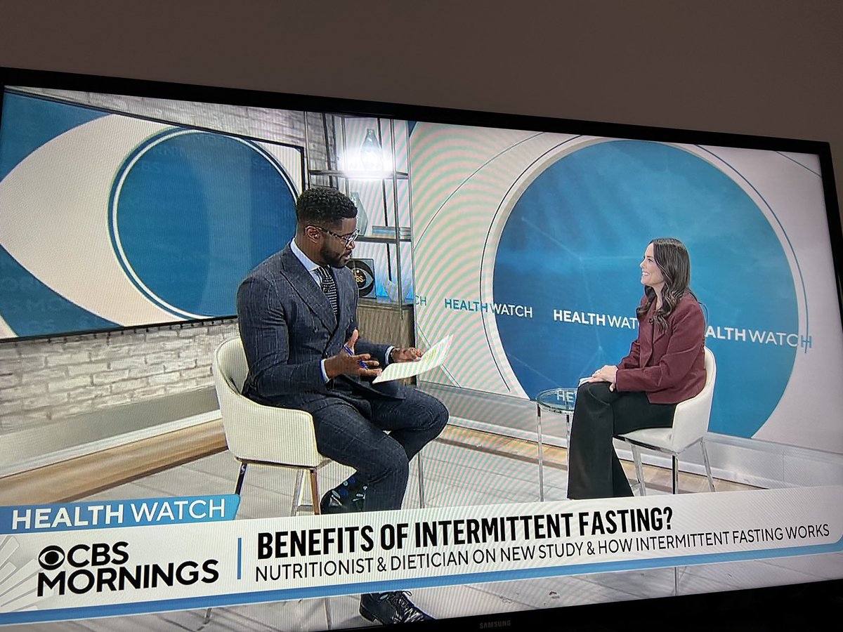 airby9's tweet photo. ⁦@CBSNews⁩ Nate, you about to bust out that suit, man! I see those muscles! https://t.co/9fdwtmcdkF