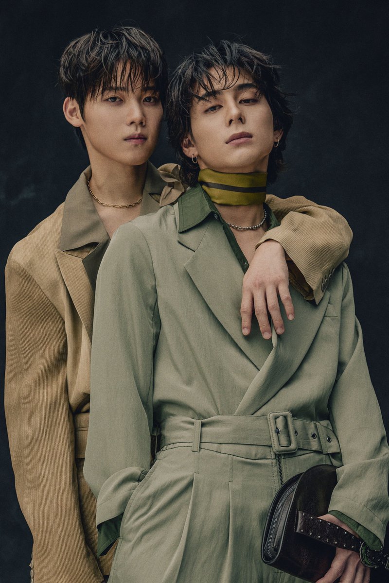 lofficieljapan @official__INI エンポリオ アルマーニを纏い