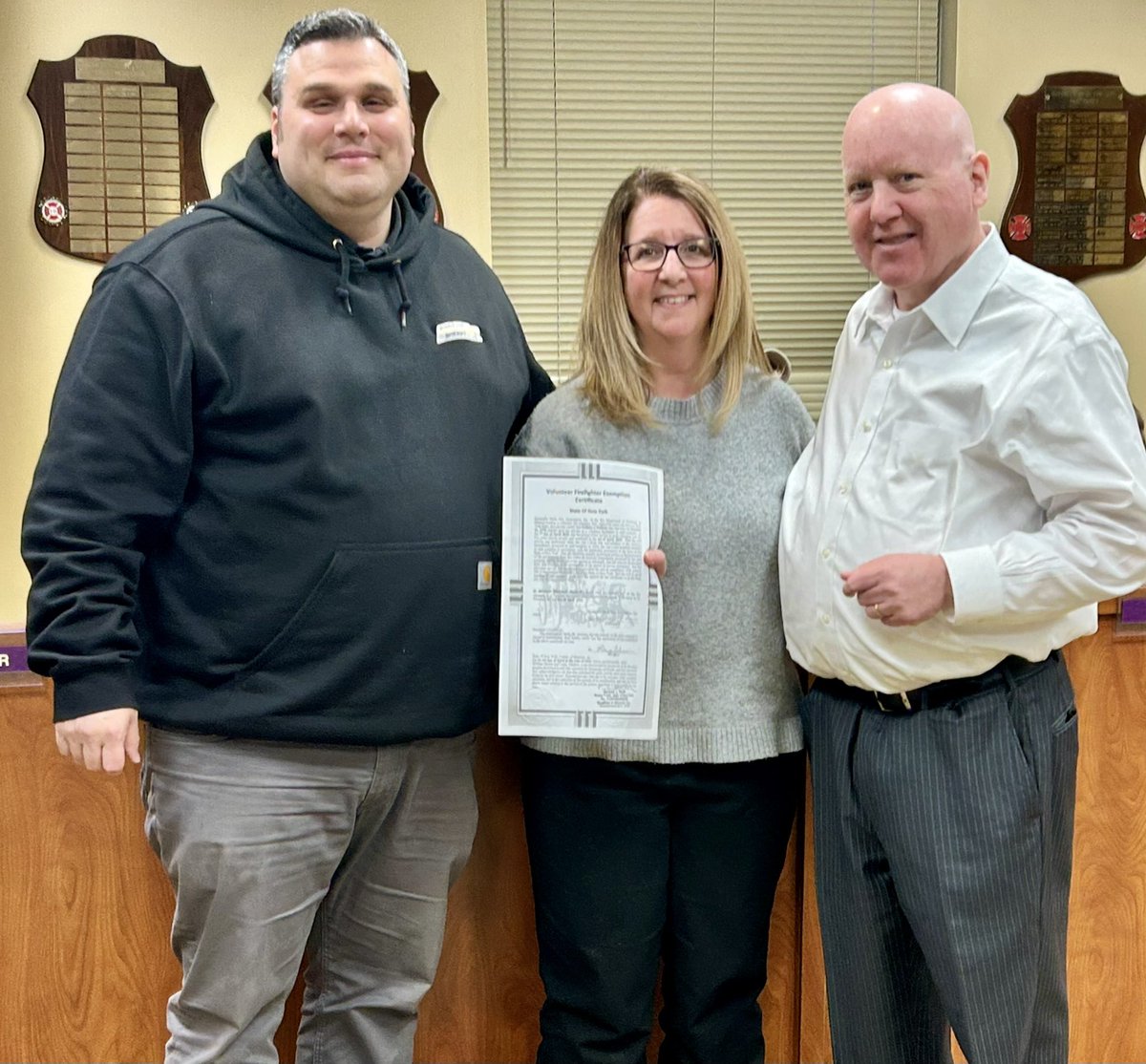 BushnellBasinFD's tweet image. At tonight’s company meeting, we proudly recognized Colleen Fullone for her 5 years of service with the BBFD.
Colleen has become an integral part of our department, stepping up as a valued member and serving as the Assistant Treasurer

Thank you, Colleen, for all you do!