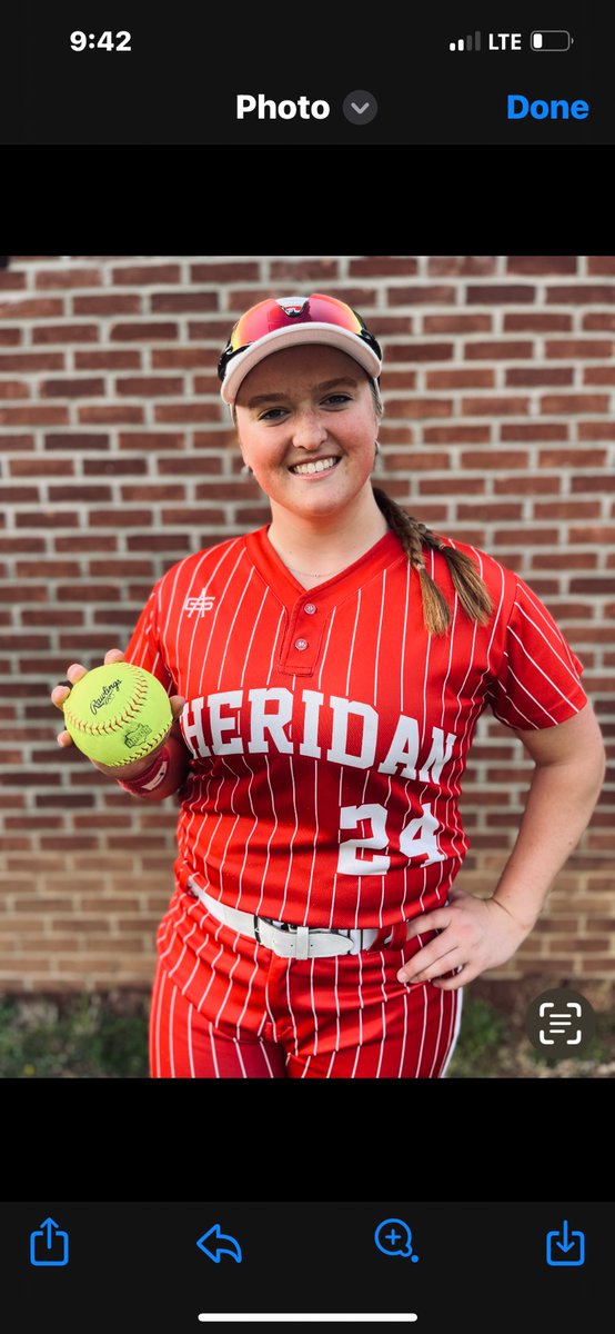 Cora Hall picked up career strikeout #400!!!!🥎🥎