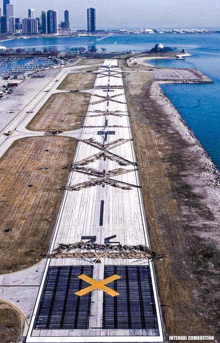 Exactly 22 years ago Meigs Field was destroyed without warning.
Under Mayor Daley’s orders, bulldozers carved giant X’s into the runway—shutting down Chicago’s lakefront airport overnight, without FAA approval.

One of the most controversial moves in aviation history.