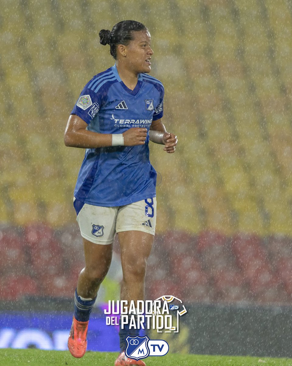 tv_mfc's tweet photo. 💙⚽️ @juana_ortegon16 , la figura del partido ante Fortaleza, marcando 2 de los 3 goles de la victoria de las embajadora 🔥
#FiguraDeLaCancha #MillosTv https://t.co/idWv46EwEF