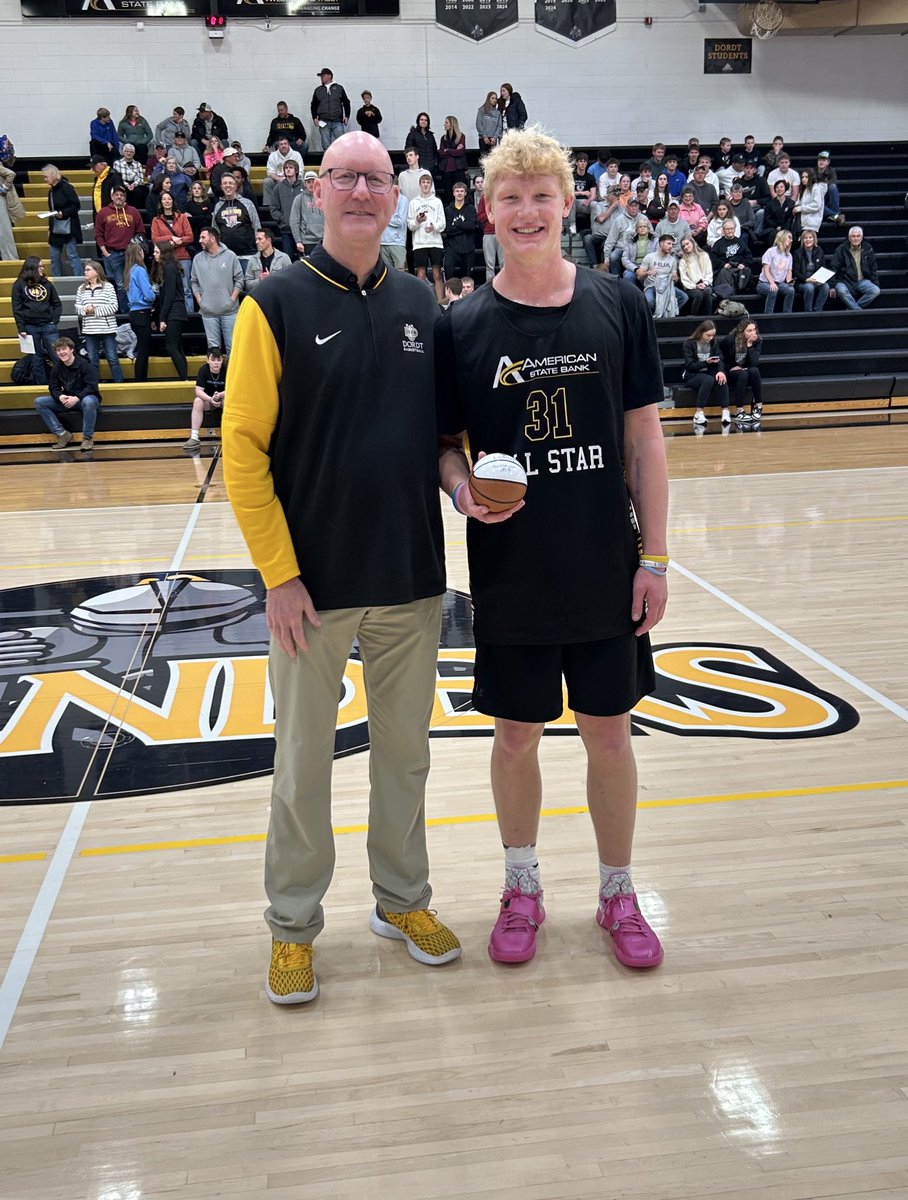 DordtHoops's tweet image. American State All Star Game - Black team comes away with a 110-101 victory. Kaden Van Regenmorter and Carson Hoogeveen named team MVP’s.