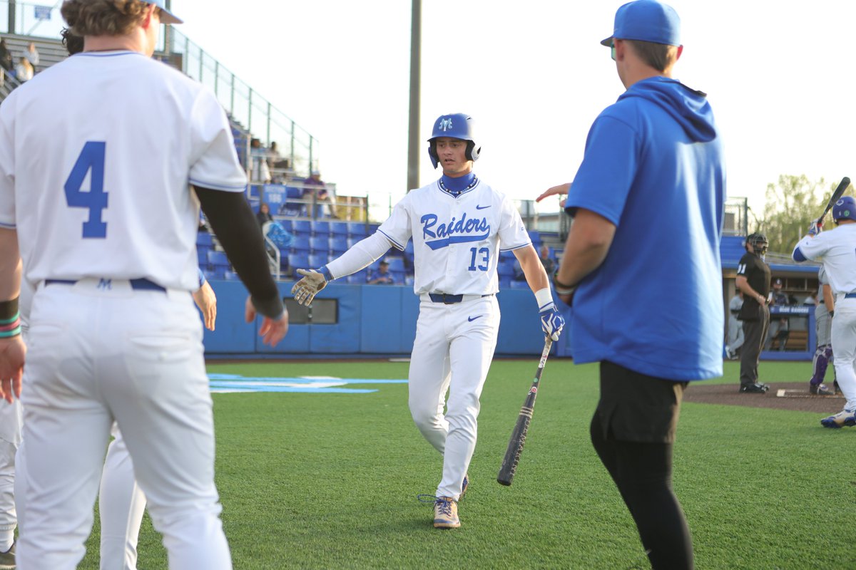 With his fifth hit of the game, Brett Rogers has cemented himself tied for second place in Blue Raider history with hits in a game!

#BLUEnited | #BlueCrew
