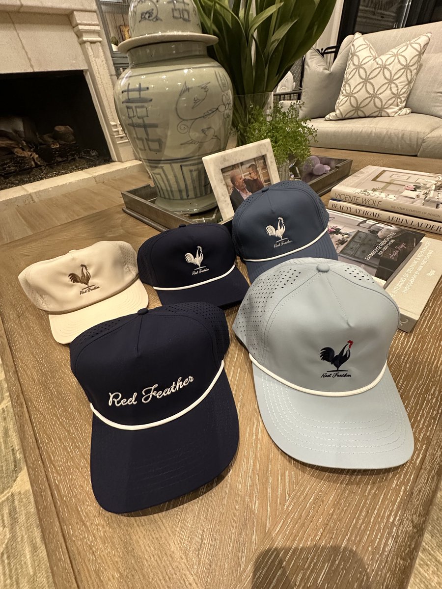 I got caught in my own trap today!  ⁦<a href="/redfeathergc/">Red Feather Golf and Social Club</a>⁩ lids from ⁦<a href="/CampTejas/">Camp Tejas</a>⁩  are 🎯🎯🎯