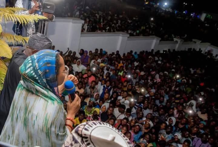 supa6ix's tweet photo. Natasha is not Fubara...
We need Men like @NatashaAkpoti in Governance...Very brave and strong💪....Na Man You Be Natasha...We dey with you✅ 💯 https://t.co/gBHmbj6eXv