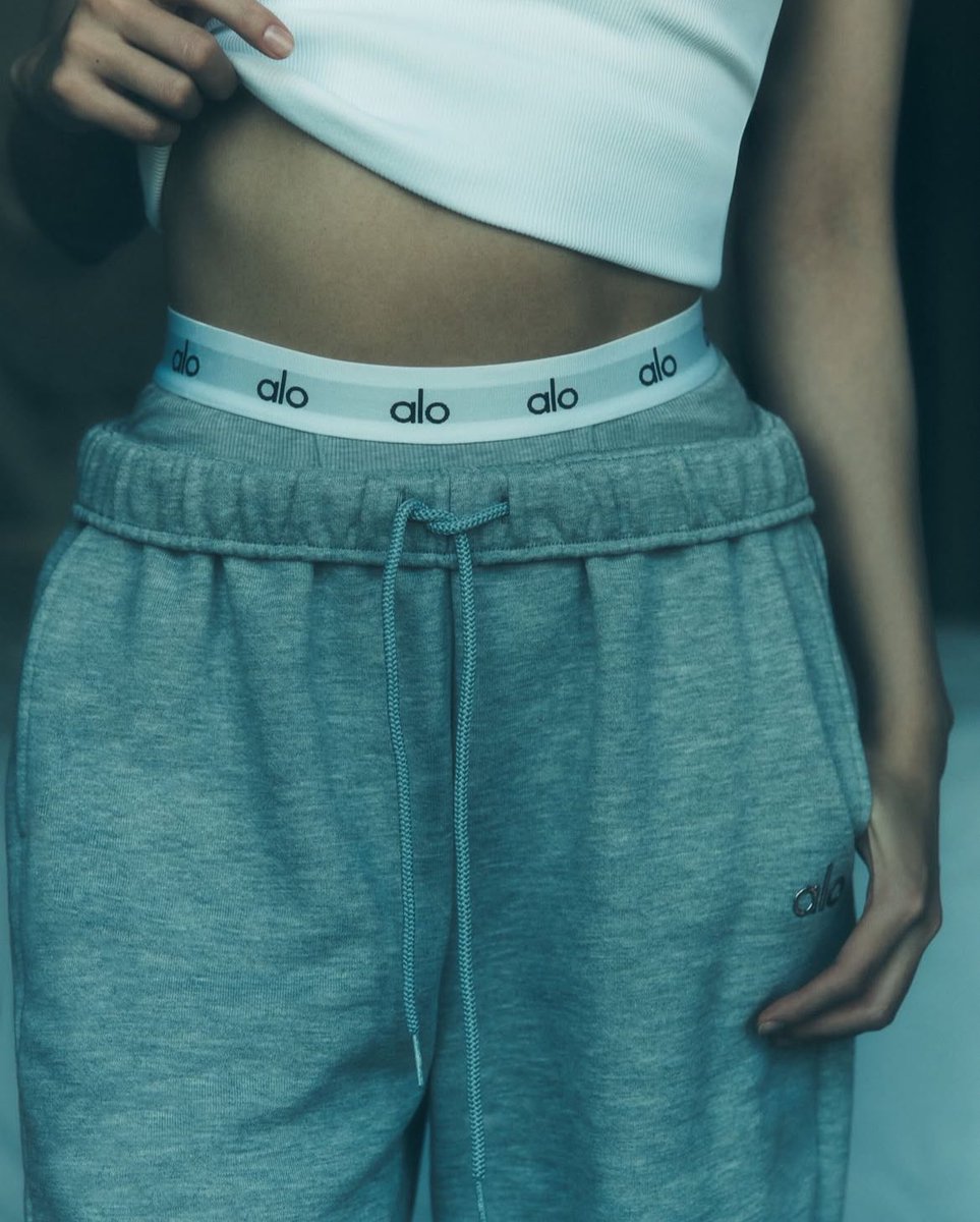 JISOO?!?! 😵‍💫