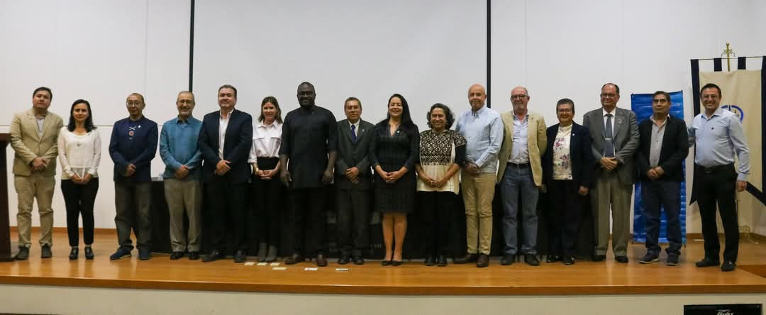 Blanca, Kirvis, Aurelio, muchas felicidades por su ingreso a la <a href="/ACMor_Morelos/">ACMor</a>! 
Es un orgullo para el <a href="/inspmx/">INSP México</a> aumentar la membresía de sus investigadoras e investigadores en esta Academia.
Enhorabuena!