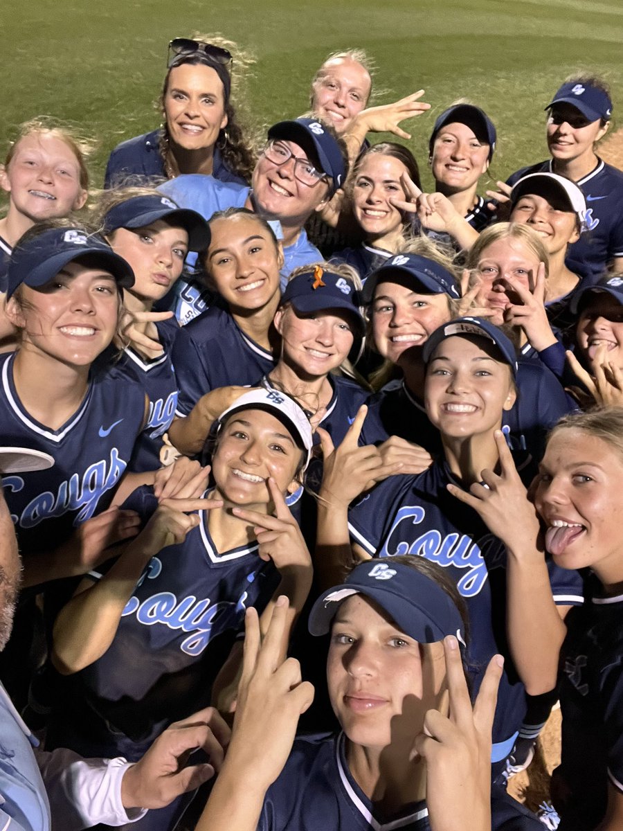 Huge district win vs Lorena 8-1.  #victoryselfie <a href="/CSCoug_Softball/">China Spring Softball</a>