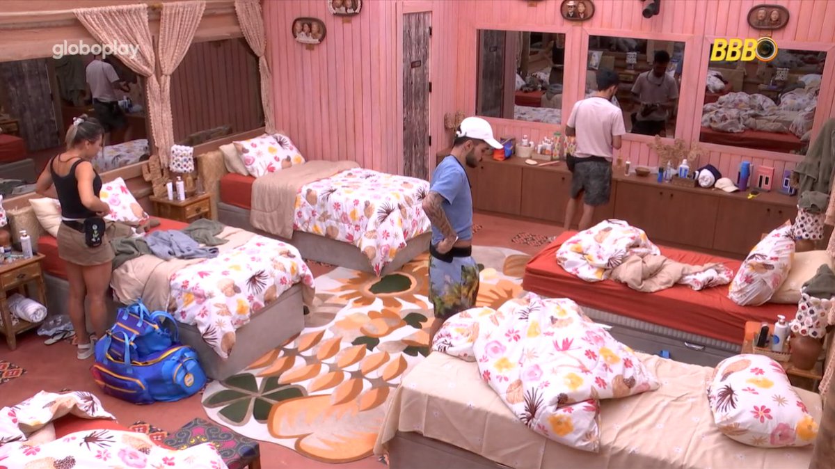 centralreality's tweet photo. Clima de luto entre os brothers do Fantástico #BBB25 https://t.co/dRwT32YfhV
